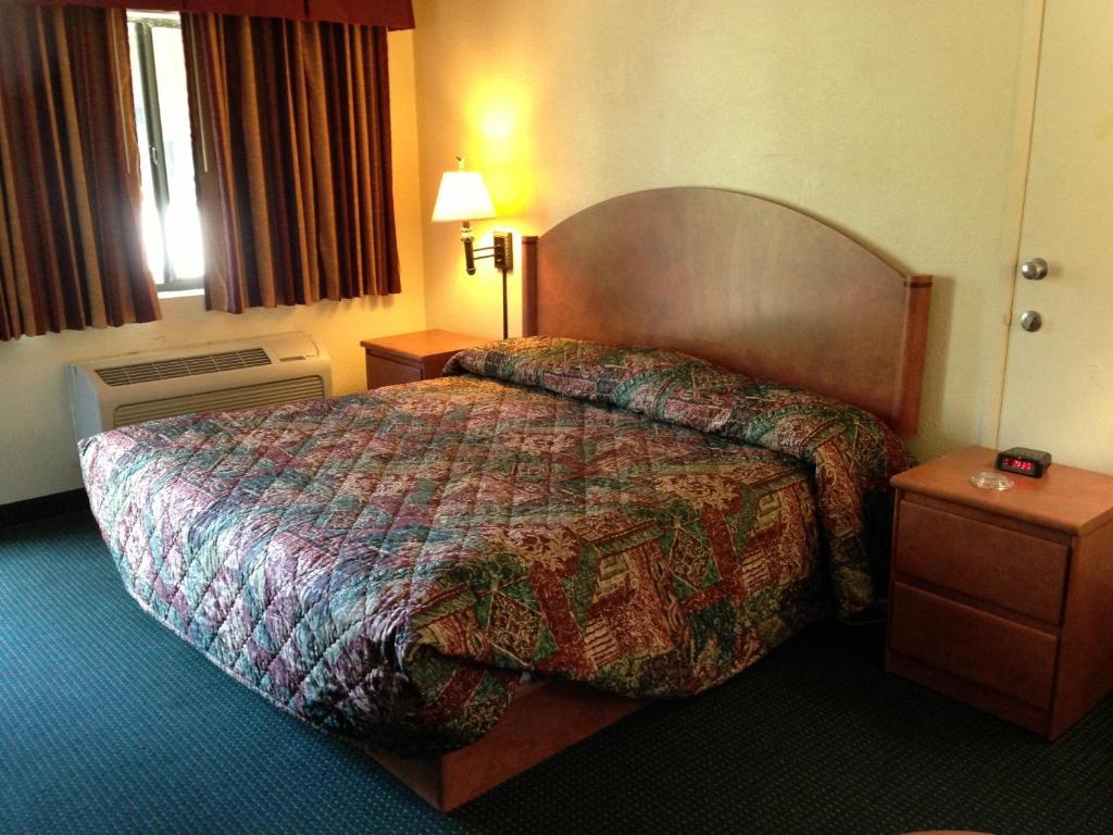 University Inn And Suites 탤러해시 외부 사진