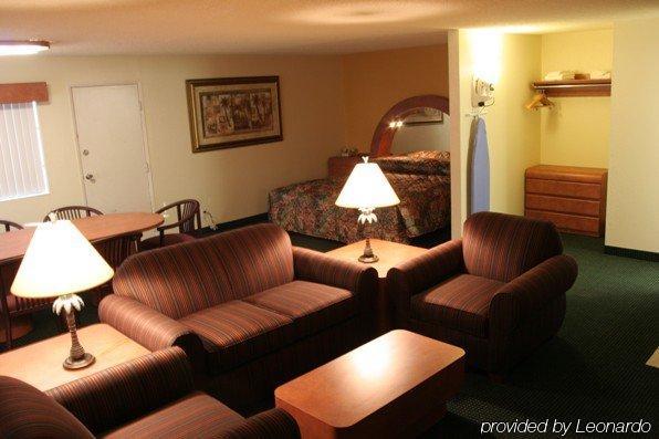 University Inn And Suites 탤러해시 객실 사진