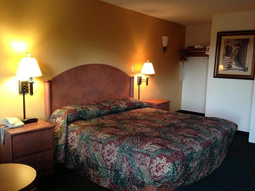 University Inn And Suites 탤러해시 외부 사진